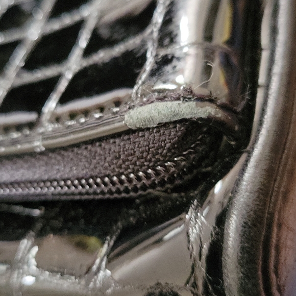 Brighton Black Patent Embossed Croc Sonny Shoulder Bag with Organizer - Picture 8 of 13